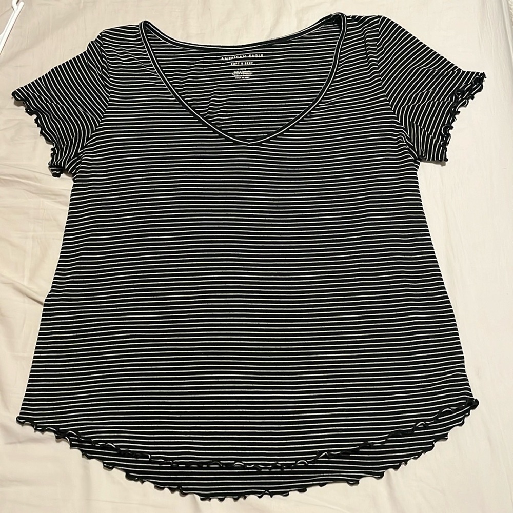 American eagle soft and sexy tee
